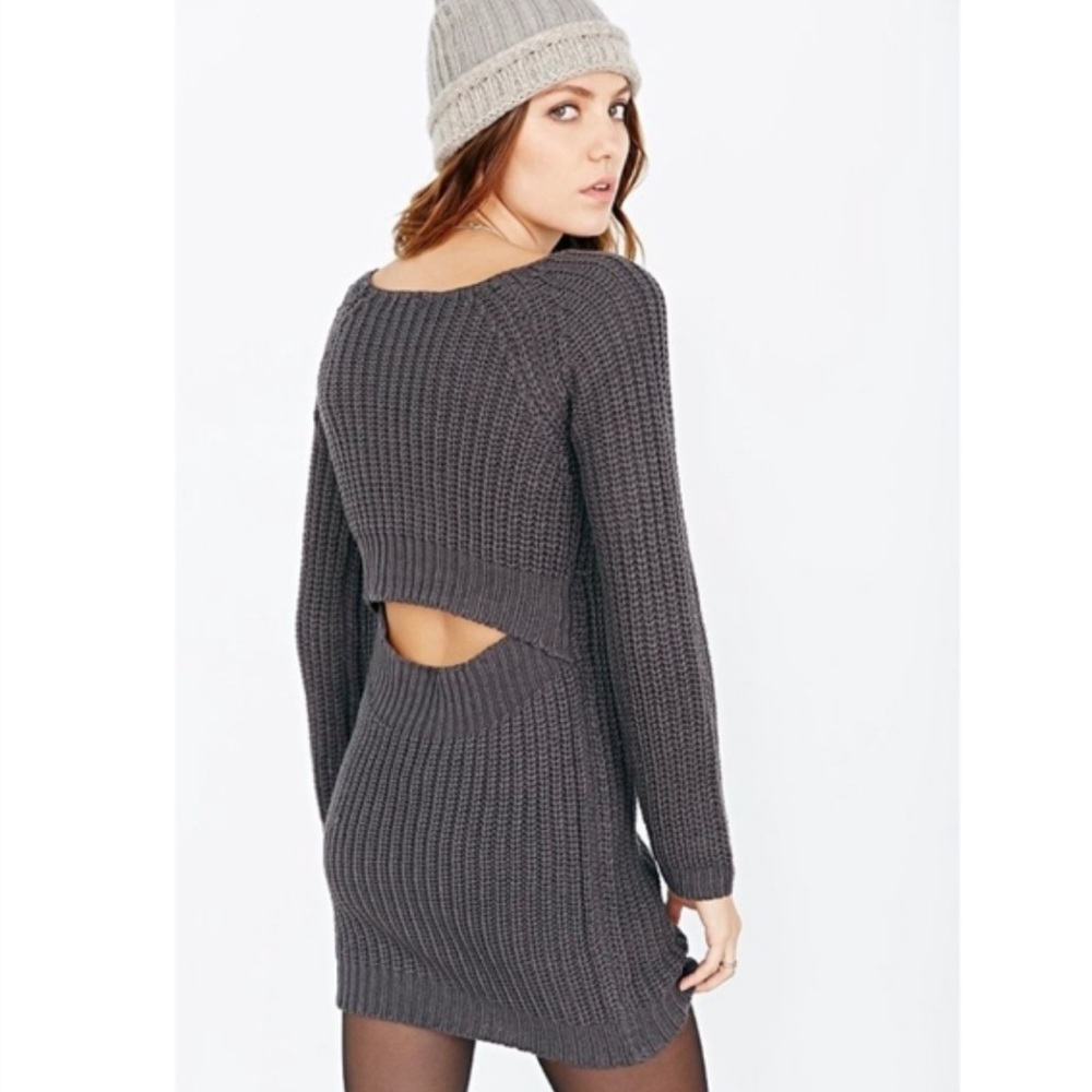 UO Long Sleeve Sweater Dress with Open Back - S